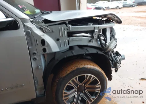 2022 Jeep Wagoneer Series Iii 4X4 from USA, damaged, VIN 1C4SJVDT5NS140953